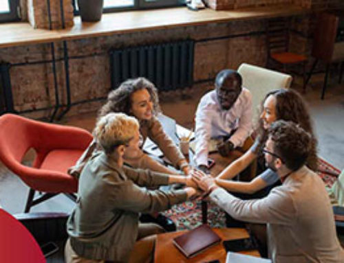 6 estrategias para fomentar el compañerismo en el trabajo y tener un equipo más unido